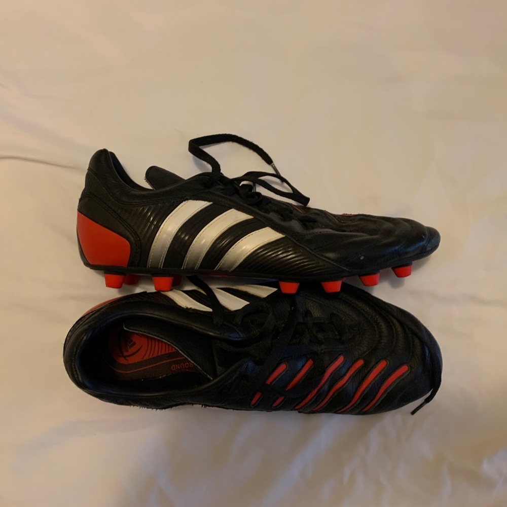 Adidas soccer cleats 11 1/2.  Slightly used